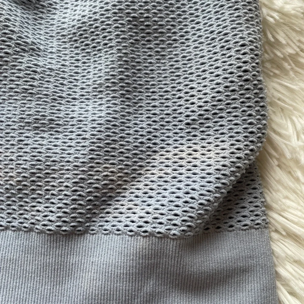 Alo Yoga Power Sports Bra in Sea Mist - Picture 7 of 8